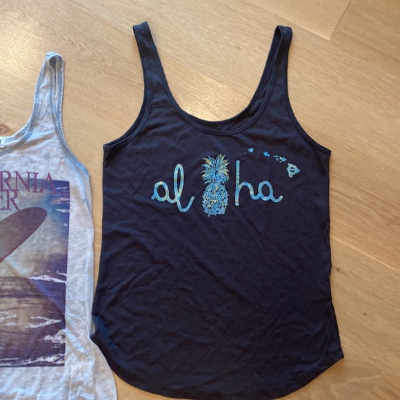 Tank Tops Women by Brokedown and Billabong 🏄🏻‍♀️🍍🌺 - Picture 6 of 8